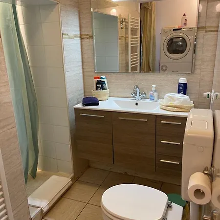 Exclusive Only For Apartmán